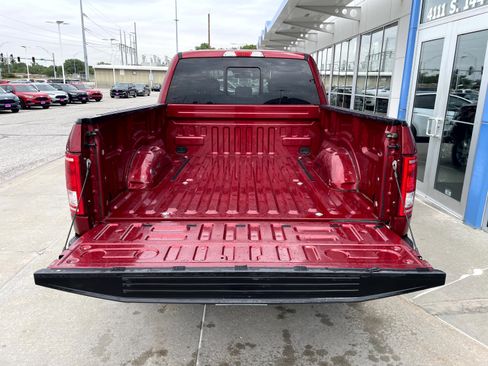 Used 2017 Ford F150 XLT w/ Equipment Group 302A Luxury AWD/4WD image 8