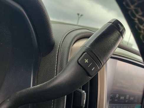 Used 2019 GMC Sierra 3500 Denali AWD/4WD image 12