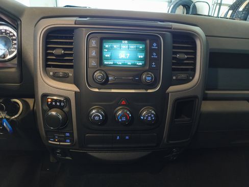 Used 2017 RAM 1500 Express w/ Black Ram 1500 Express Group image 13