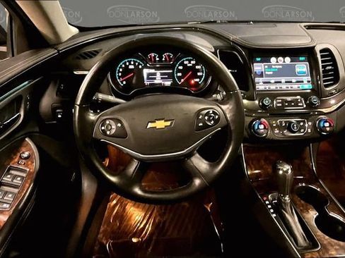 Used 2014 Chevrolet Impala LT FWD image 18