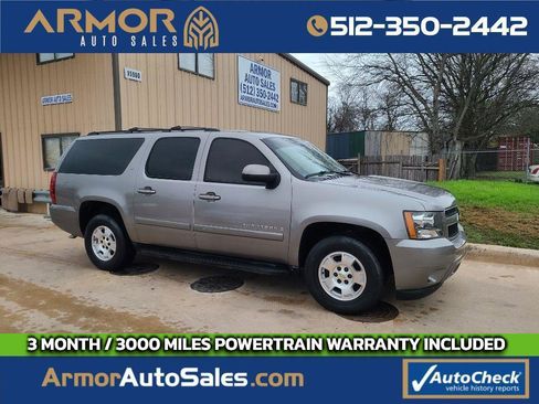 Used 2008 Chevrolet Suburban LT w/ LT Preferred Equipment Group image 1
