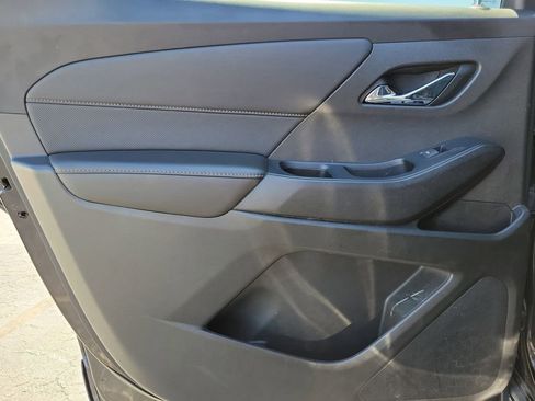 Used 2020 Chevrolet Traverse Premier w/ Redline Edition FWD image 9
