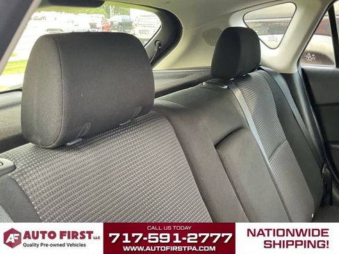 Used 2013 MAZDA MAZDA3 i Touring FWD image 14