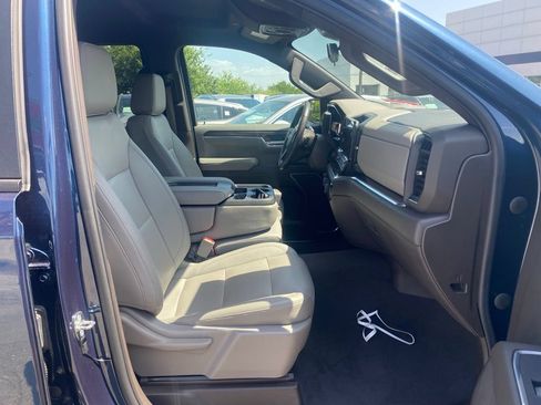 Used 2022 Chevrolet Silverado 1500 LT RWD image 14