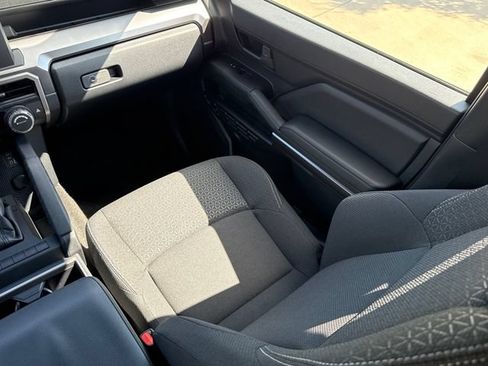 Used 2026 Toyota 4Runner SR5 AWD/4WD image 23
