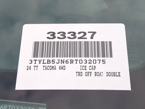 Certified 2024 Toyota Tacoma TRD Off-Road image 17