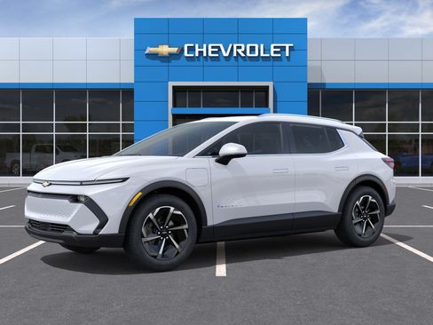 New 2026 Chevrolet Equinox EV LT AWD/4WD image 2