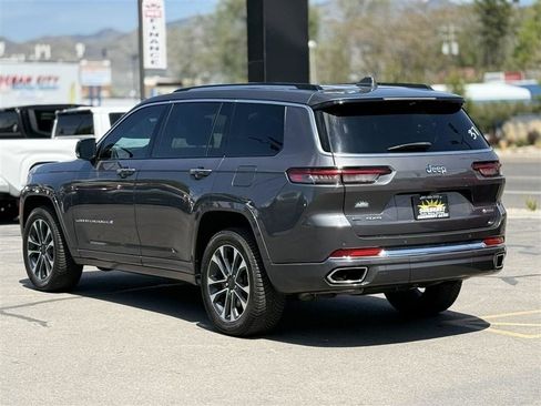 Used 2022 Jeep Grand Cherokee L Overland w/ Luxury Tech Group IV AWD/4WD image 4