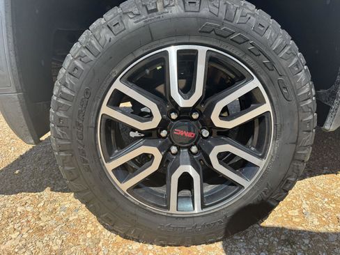 Used 2021 GMC Sierra 1500 AT4 w/ AT4 Preferred Package image 21