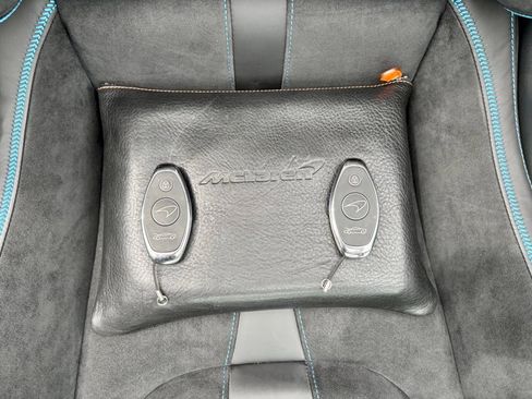 Used 2022 McLaren 720S Spider RWD image 32