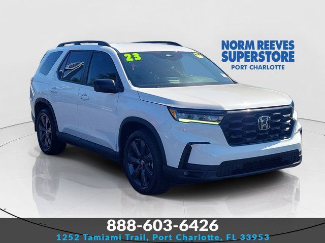 Used 2023 Honda Pilot Sport image 1