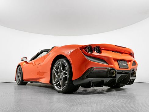 Certified 2021 Ferrari F8 Tributo RWD image 26