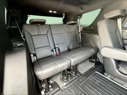 Used 2024 Chevrolet Tahoe RST w/ Luxury Package image 27