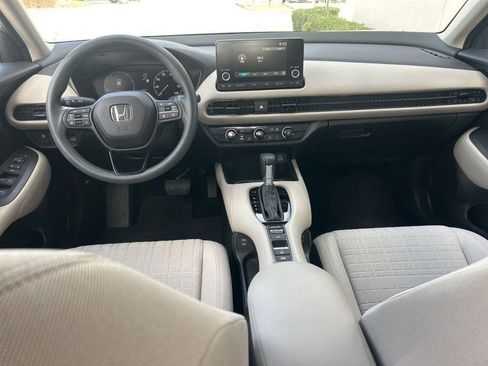 Used 2024 Honda HR-V LX image 10
