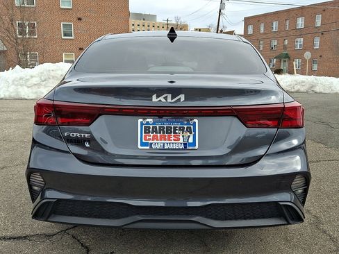 Used 2023 Kia Forte LXS image 5
