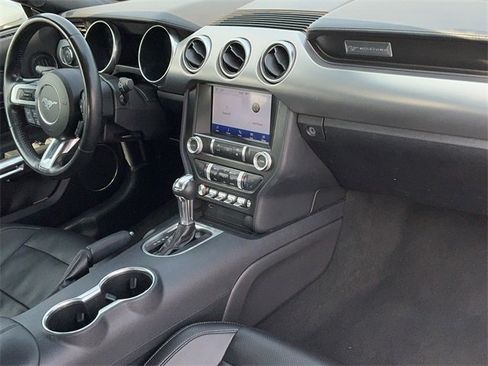 Used 2022 Ford Mustang Premium image 16