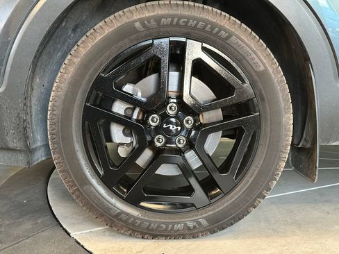 Used 2023 Kia Telluride EX X-Line AWD/4WD image 27
