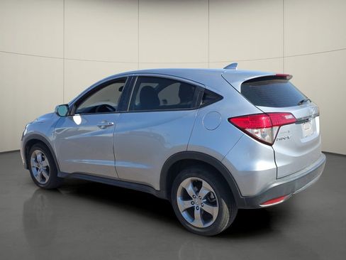Used 2022 Honda HR-V LX image 6