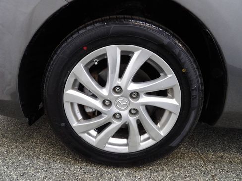 Used 2012 MAZDA MAZDA3 i Touring FWD image 17