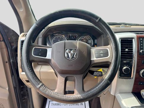 Used 2009 Dodge Ram 1500 Truck Laramie AWD/4WD image 16
