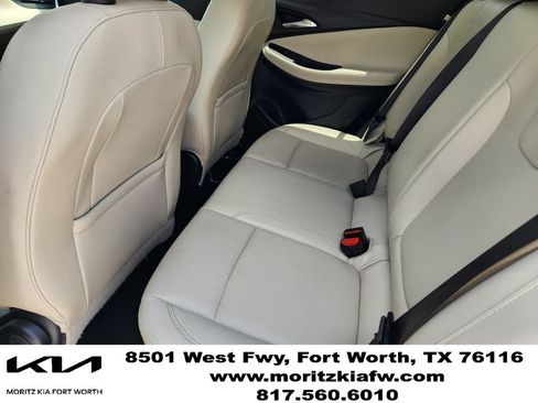 Used 2024 Buick Encore GX Sport Touring FWD image 28