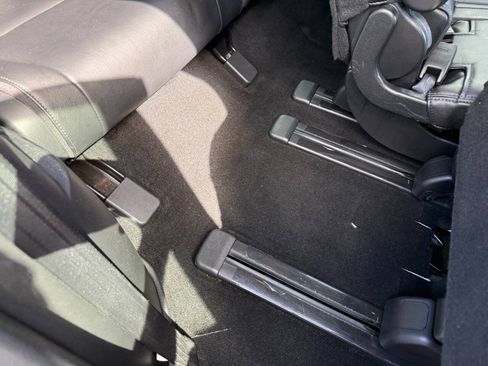 Used 2012 MAZDA CX-9 Grand Touring w/ Moonroof & Bose Audio Pkg AWD/4WD image 36