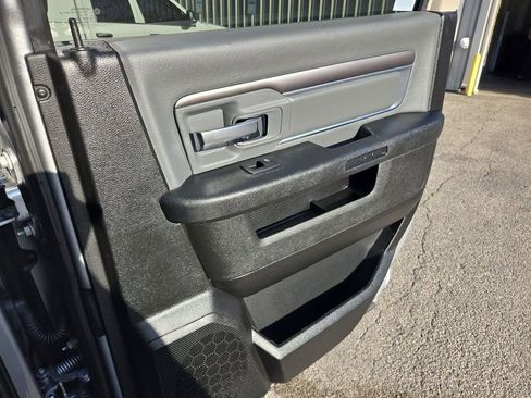 Certified 2023 RAM 1500 Classic SLT w/ Trailer & Traction Group image 27