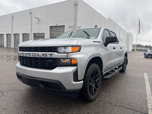 Used 2022 Chevrolet Silverado 1500 Custom w/ Rally Edition AWD/4WD image 5