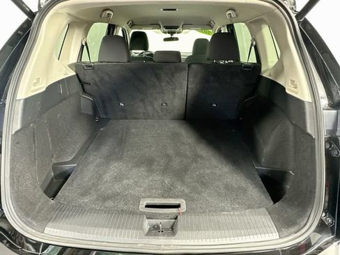 Used 2025 Nissan Rogue SV AWD/4WD image 30