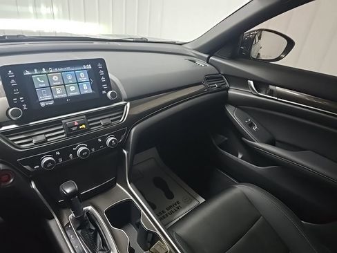 Used 2022 Honda Accord Sport image 25