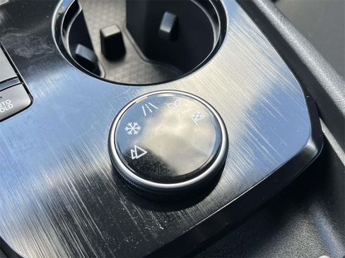 Certified 2023 Nissan Rogue S image 14