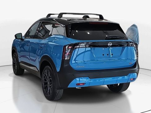 New 2026 Nissan Kicks SR FWD image 8