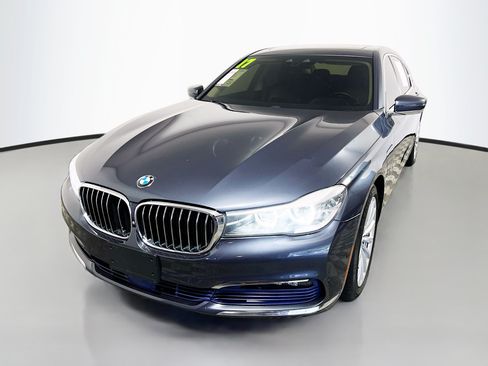Used 2017 BMW 740e xDrive AWD/4WD image 10