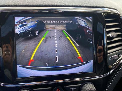 Certified 2021 Jeep Grand Cherokee Limited image 14