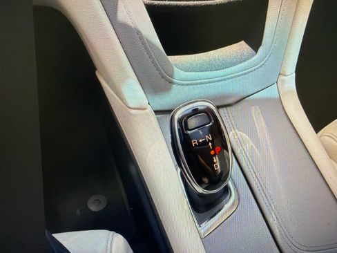 Used 2019 Cadillac XT5 Luxury FWD image 18