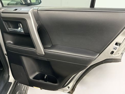 Used 2024 Toyota 4Runner SR5 Premium image 31