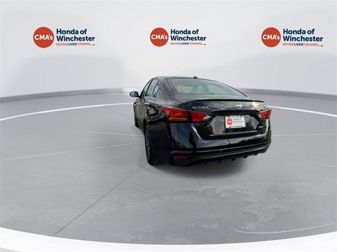 Used 2024 Nissan Altima 2.5 SV image 8