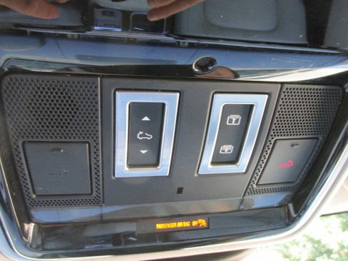 Used 2020 Land Rover Range Rover HSE image 62
