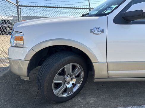 Used 2010 Ford Expedition EL 2WD image 10