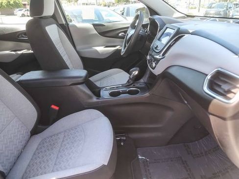 Used 2023 Chevrolet Equinox LS FWD image 17