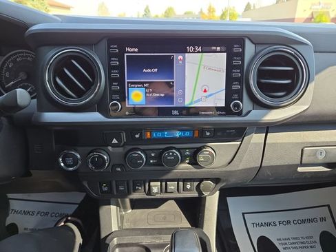 Used 2021 Toyota Tacoma TRD Pro AWD/4WD image 24