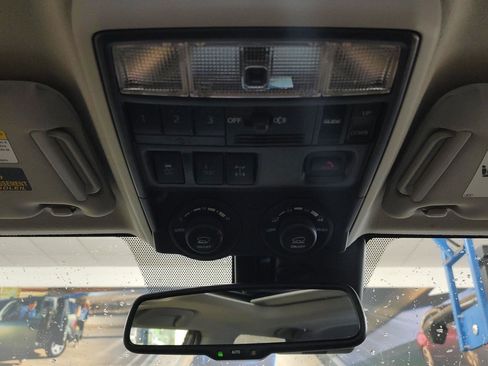 Used 2021 Toyota 4Runner Venture image 10