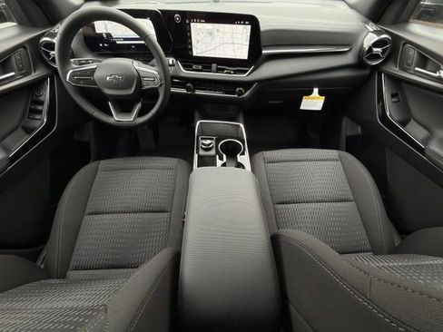 New 2026 Chevrolet Equinox LT w/ Midnight Edition FWD image 9