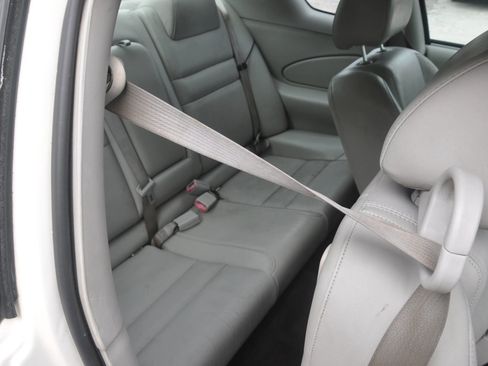 Used 2007 Chevrolet Monte Carlo LT image 23