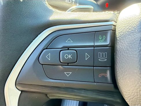 New 2025 Jeep Grand Cherokee L Altitude AWD/4WD image 37