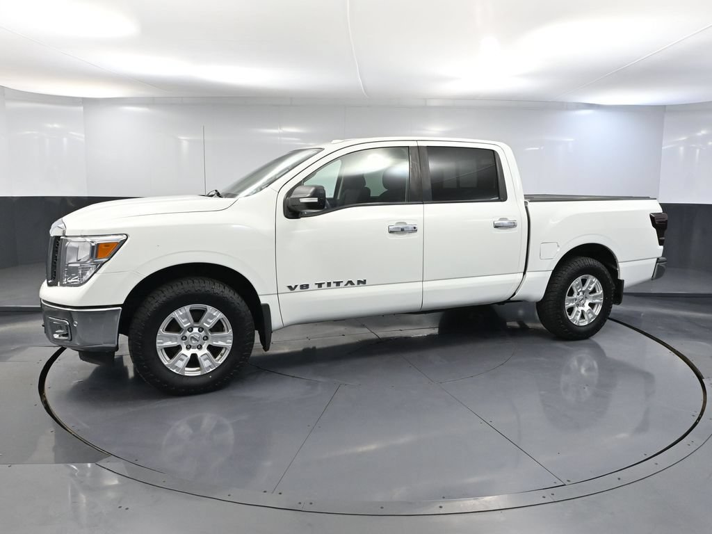 Used 2018 Nissan Titan SV AWD/4WD image 7