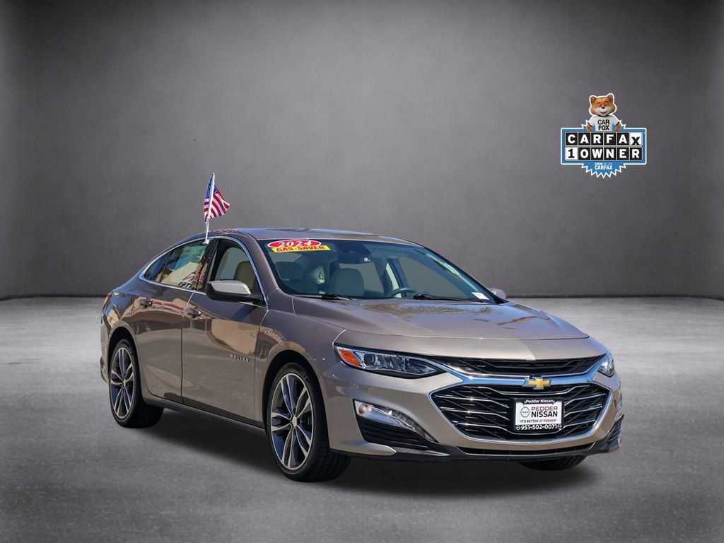 Used 2024 Chevrolet Malibu LT FWD image 2
