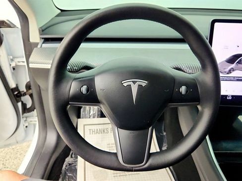 Used 2019 Tesla Model 3 Standard Range Plus RWD image 12