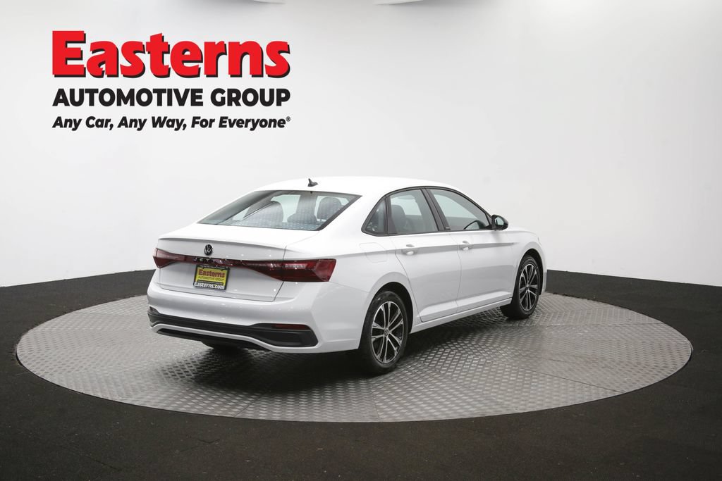Used 2025 Volkswagen Jetta Sport FWD image 40