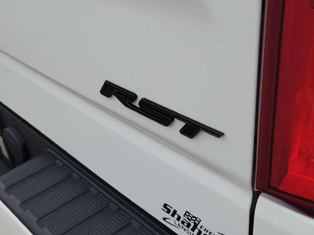 Certified 2023 Chevrolet Silverado 1500 RST w/ Z71 Off-Road Package AWD/4WD image 35